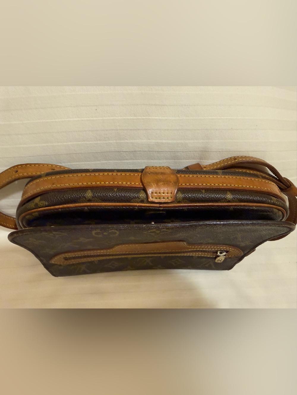 Louis Vuitton St Germain handbag - Picture 4 of 11